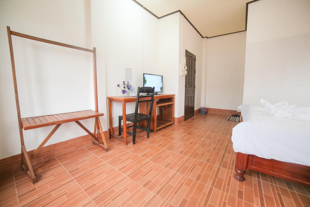 Maylay Guesthouse Vang Vieng Eksteriør billede