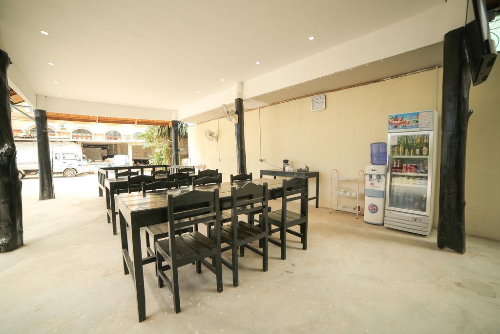Maylay Guesthouse Vang Vieng Eksteriør billede