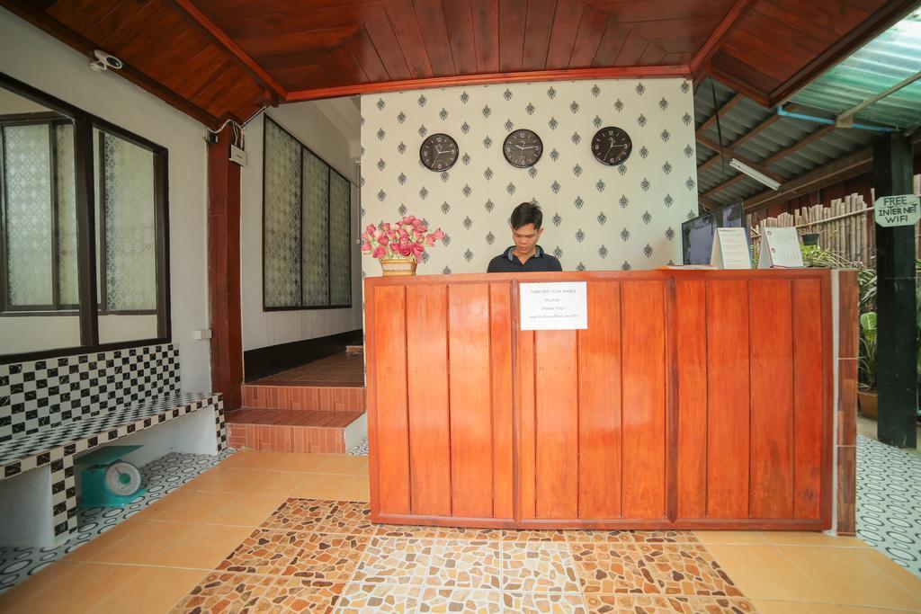 Maylay Guesthouse Vang Vieng Eksteriør billede