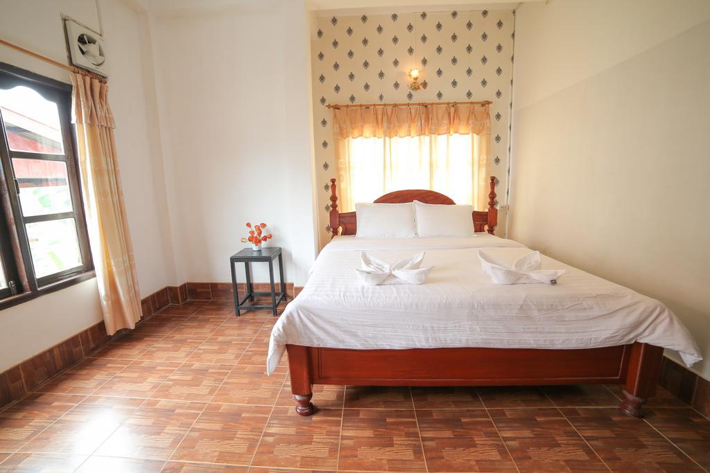 Maylay Guesthouse Vang Vieng Eksteriør billede