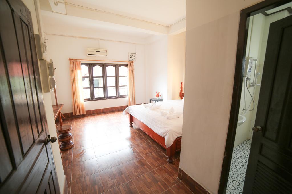 Maylay Guesthouse Vang Vieng Eksteriør billede